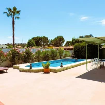 Pool at Refugio del Casar, image 3